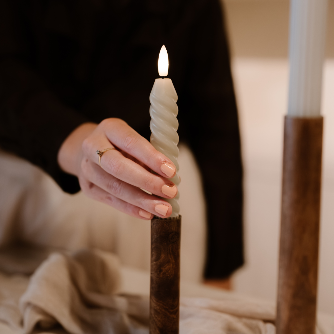 SET SWIRL DINNER KERZEN KURZ BEIGE - AB