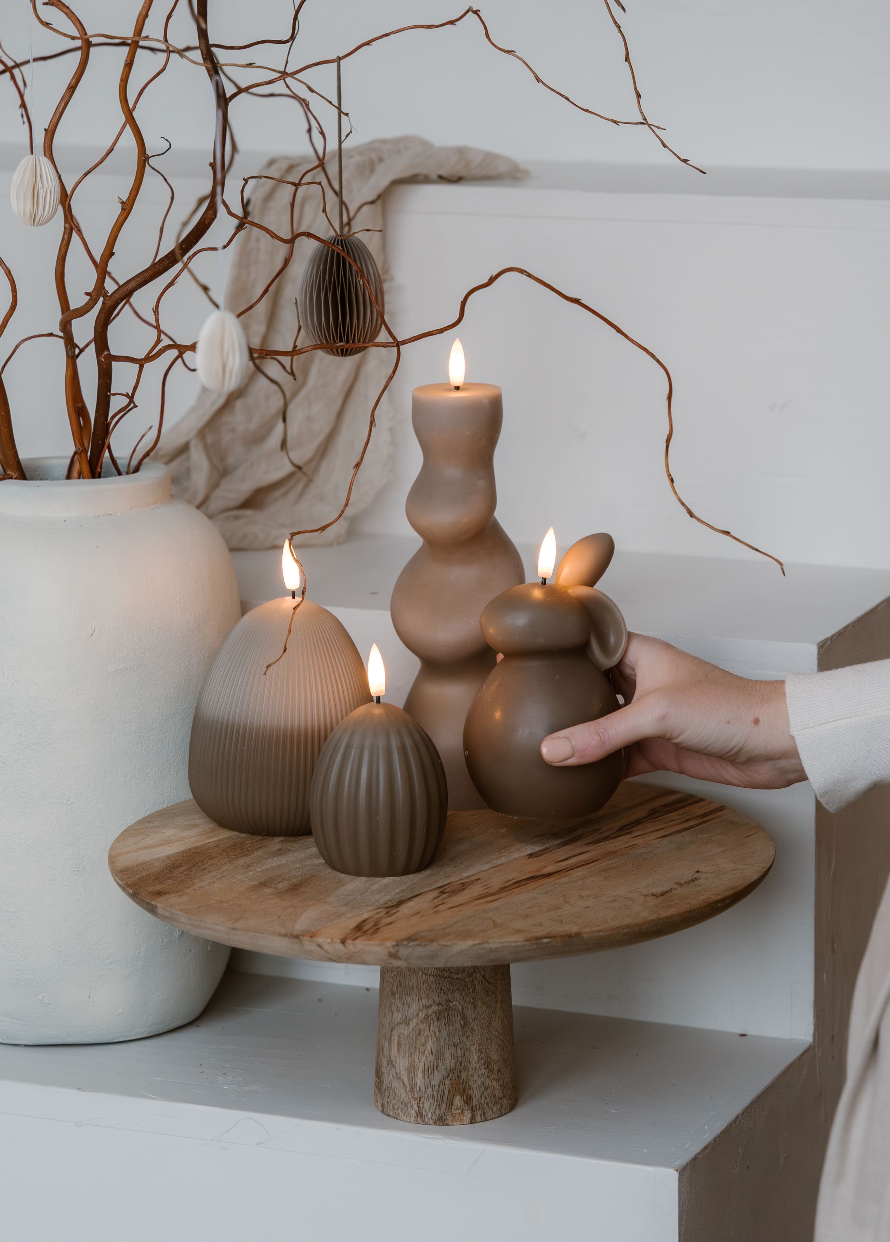 Kaninchenkerze Taupe 1 Ohr oben - AB