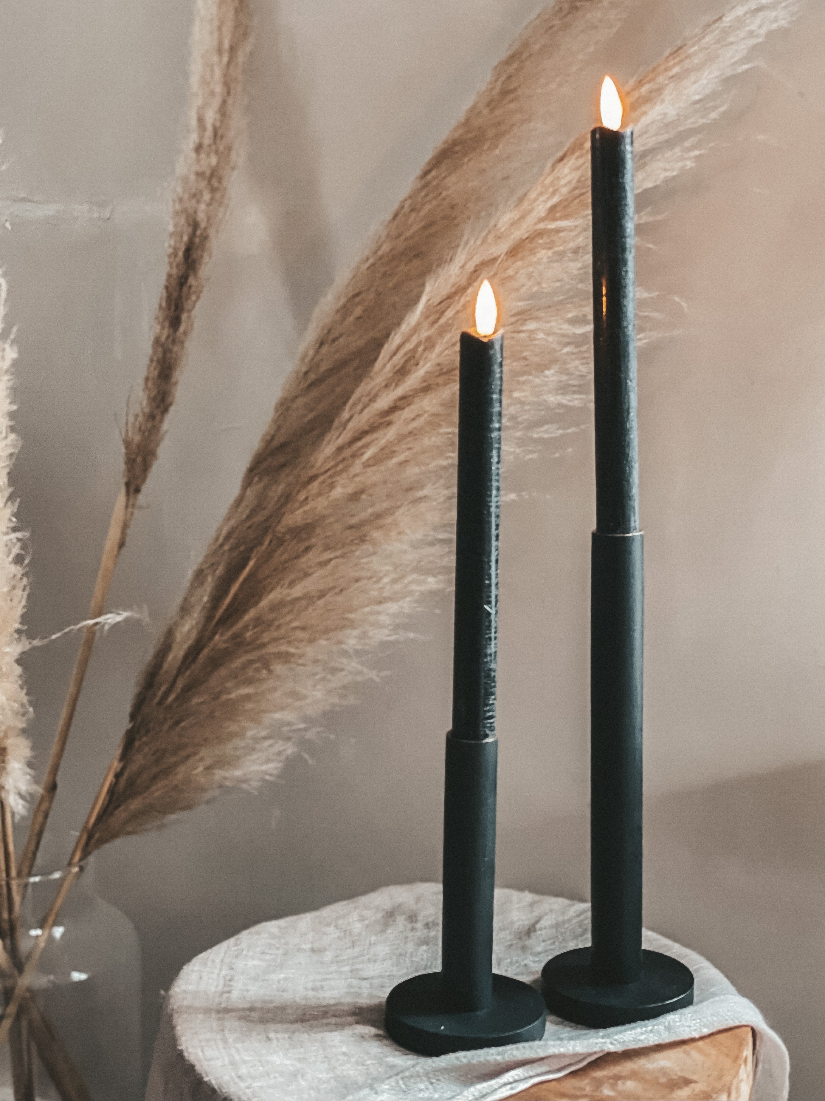 ernst kandelaar hout set JUNO dinerkaarsen zwart
