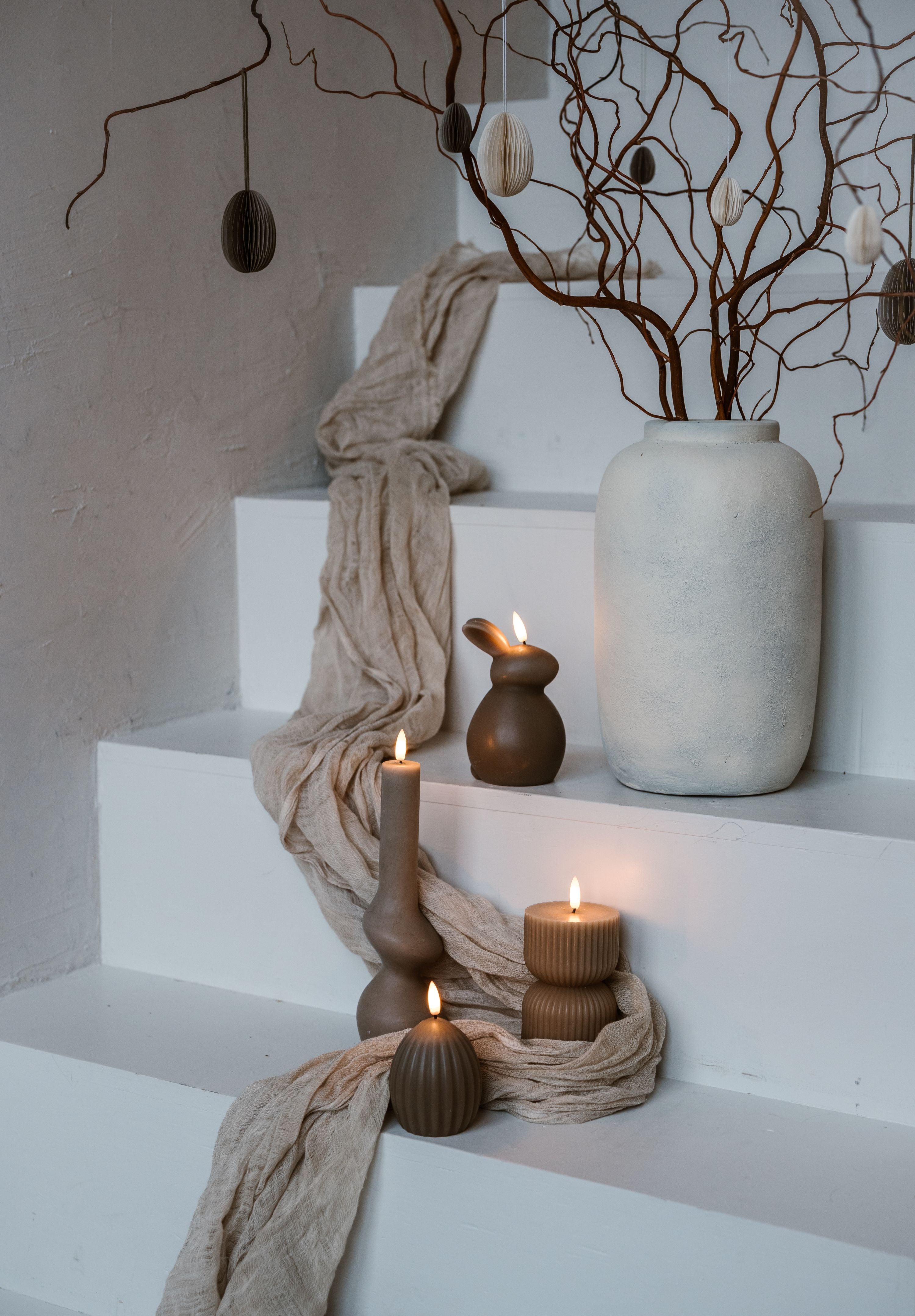 Kaninchenkerze Taupe 2 Ohren oben - AB